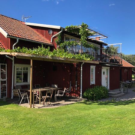 Aeventyrsgardens Vandrarhem, Kinnekulle Källby Exteriér fotografie